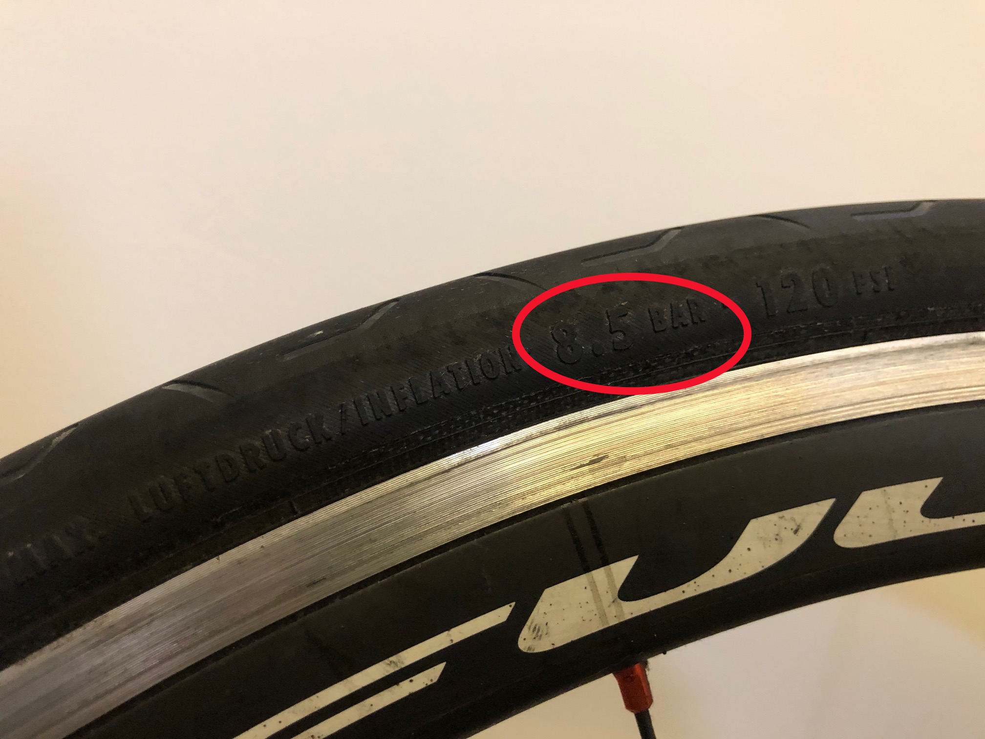 Comment bien gonfler ses pneus en fonction du type de vélo ?